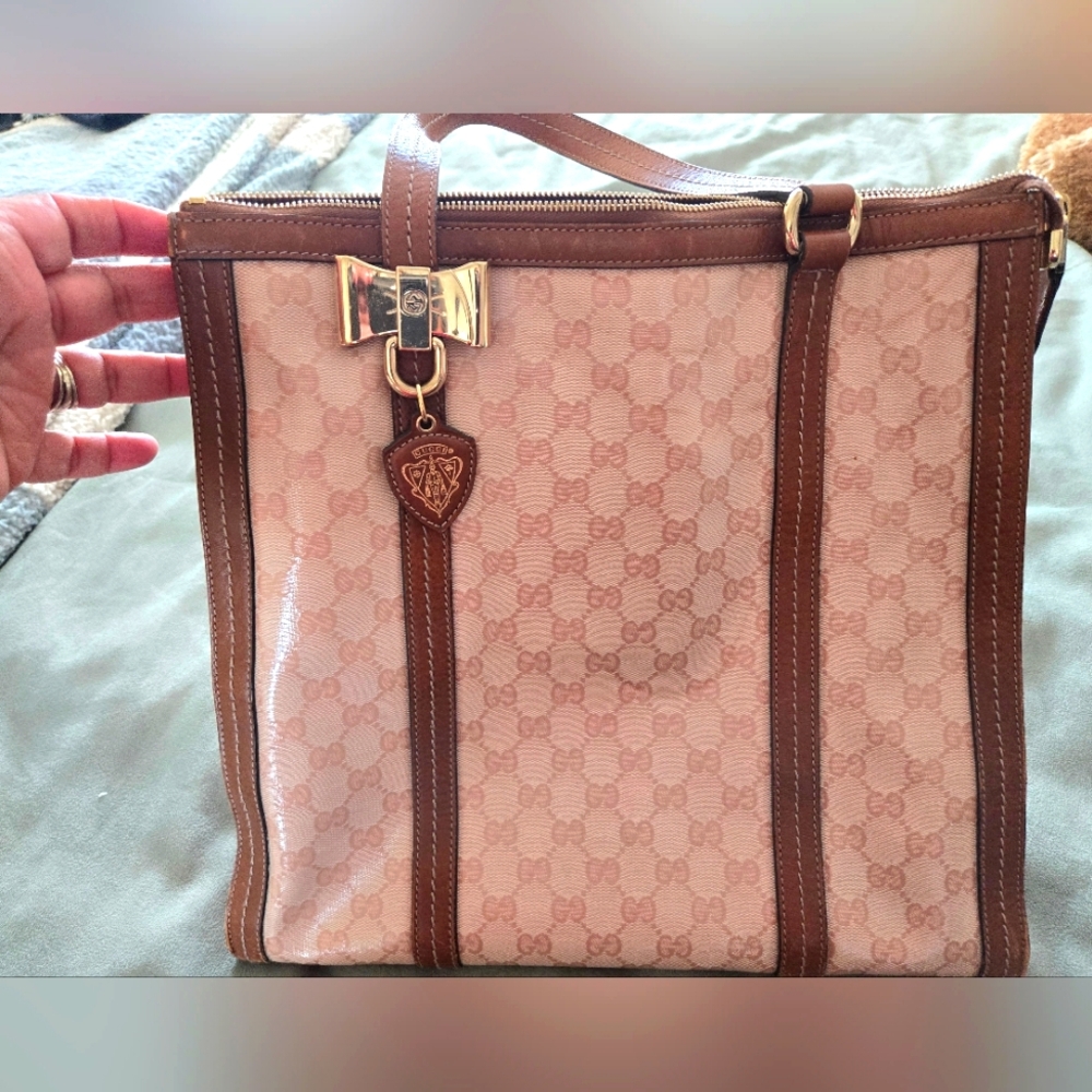 Authentic Rare Vintage Gucci GEM!! Leather and Canvas coated tote